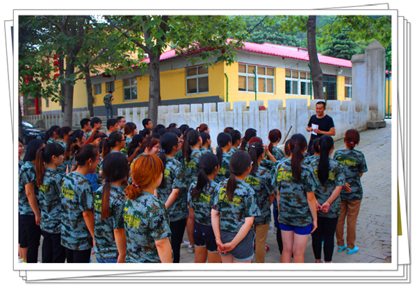 活動(dòng)總結(jié)中