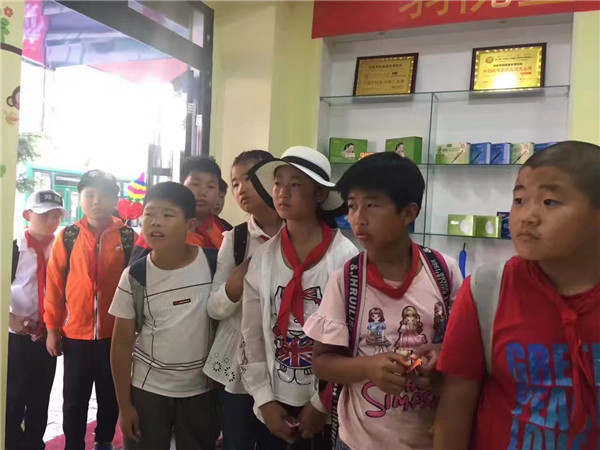 易視界密山店開業(yè)當(dāng)天十分火爆