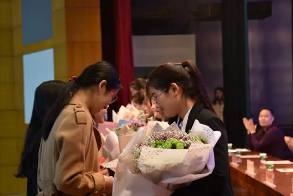 河南經(jīng)貿(mào)職業(yè)學(xué)院：&ldquo;私人訂制式&rdquo;創(chuàng)新人才供給新模式