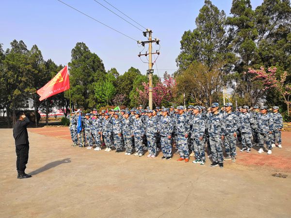 易視界2019直營軍團(tuán)化繭成蝶春季訓(xùn)練營圓滿收官