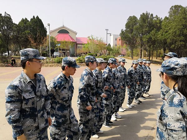 充滿激情的易視界團(tuán)隊(duì)