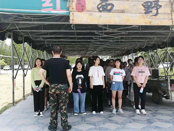 訓(xùn)練營抵達(dá)紅櫻桃拓展基地