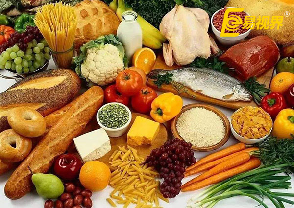 發(fā)現(xiàn)近視后這些飲食細節(jié)要注意