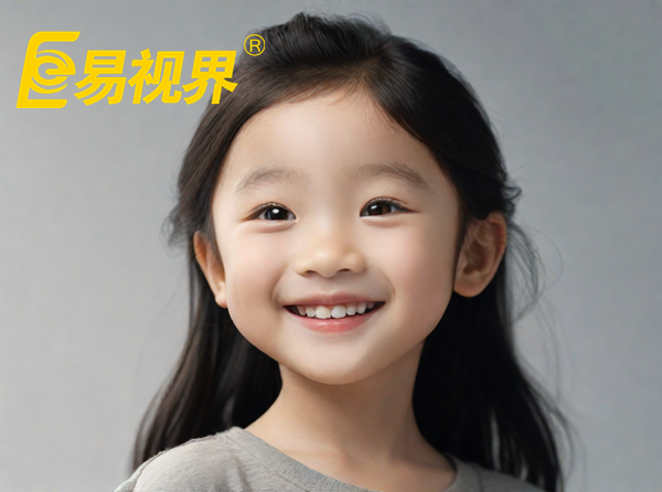 易視界 晚上關燈后在被窩里玩手機有哪些危害