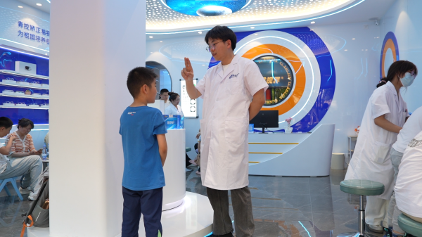 開學(xué)季：別讓孩子的視力 &ldquo;掉隊(duì)&rdquo;