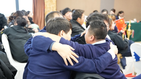 易視界2025年9月嘉獎會暨10月啟動大會精彩圖集