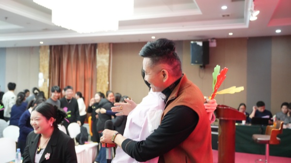 易視界2025年11月嘉獎(jiǎng)會(huì)暨12月啟動(dòng)大會(huì)精彩圖集