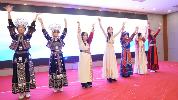 易視界精彩的節(jié)目演出