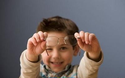 孩子近視后不戴眼鏡度數(shù)會(huì)不會(huì)加深